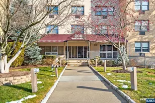 300 Lookout Ave C4, Hackensack, NJ 07601 - Photo 15