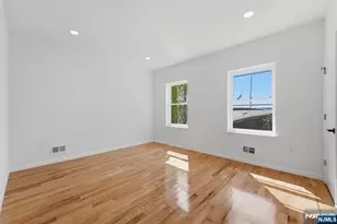 68 Sherman Ave, Newark, NJ 07114 - Photo 17