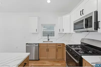 68 Sherman Avenue, Newark, NJ 07114 - Photo 9