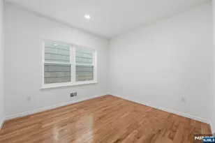 68 Sherman Ave, Newark, NJ 07114 - Photo 15