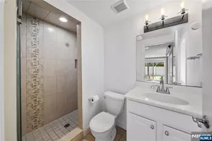8 Marion Ave, Cliffside Park, NJ 07010 - Photo 27