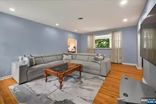 915 Glen Ave, Washington Township, NJ 07676 - Photo 9