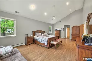 915 Glen Ave, Washington Township, NJ 07676 - Photo 19