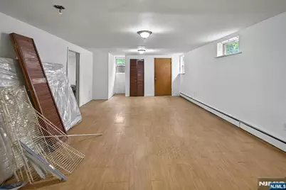 915 Glen Avenue, Washington Township, NJ 07676 - Photo 27