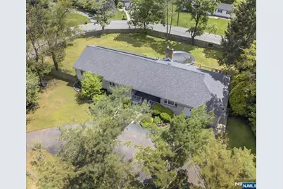 915 Glen Avenue, Washington Township, NJ 07676 - Photo 5