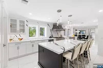 315 Freemans Lane, Franklin Lakes, NJ 07417 - Photo 5