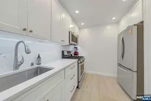 1530 Palisade Ave 23E, Fort Lee, NJ 07024 - Photo 9