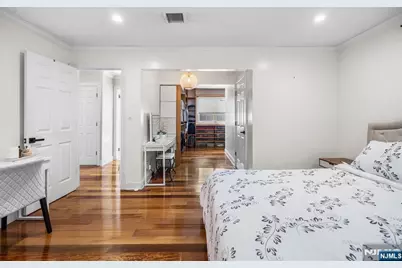 124 Crain Road, Paramus, NJ 07652 - Photo 21