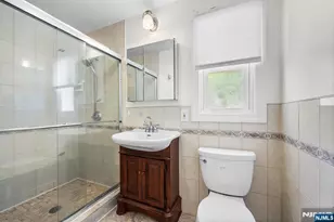 124 Crain Rd, Paramus, NJ 07652 - Photo 21