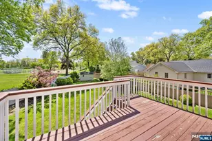 124 Crain Rd, Paramus, NJ 07652 - Photo 41