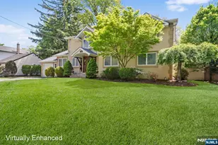 124 Crain Rd, Paramus, NJ 07652 - Photo 3