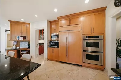 61 Essex Drive, Tenafly, NJ 07670 - Photo 19