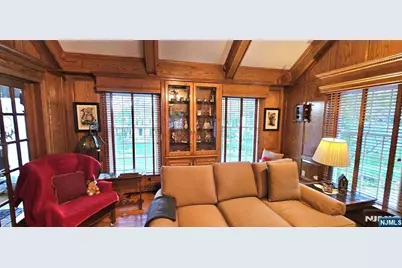 309 Paul Court, Wyckoff Township, NJ 07481 - Photo 13