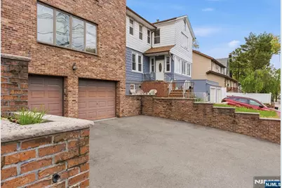 767 Kingsland Avenue, Ridgefield, NJ 07657 - Photo 41