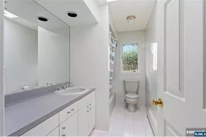 767 Kingsland Avenue, Ridgefield, NJ 07657 - Photo 29