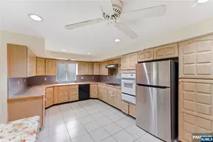 767 Kingsland Ave, Ridgefield, NJ 07657 - Photo 11