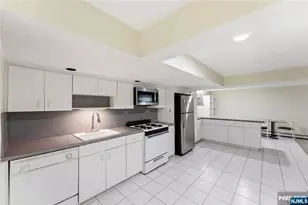 767 Kingsland Ave, Ridgefield, NJ 07657 - Photo 7