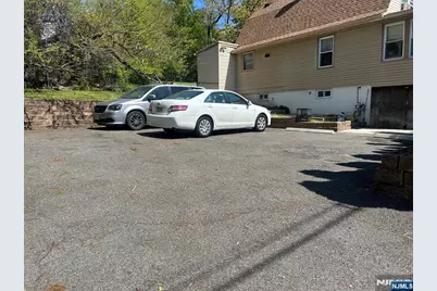 69 E Linda Vista Street, North Haledon, NJ 07508 - Photo 5