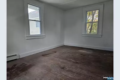 34 Walnut Avenue, Pompton Lakes, NJ 07442 - Photo 7