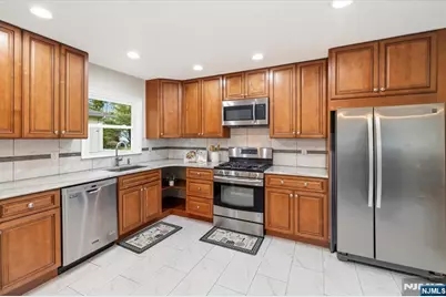 41-03 Ackerman Drive, Fair Lawn, NJ 07410 - Photo 11