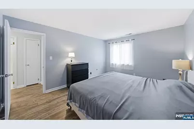 825 Riverside Avenue 203 #203, Lyndhurst Township, NJ 07071 - Photo 21