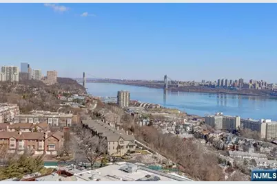 100 Carlyle Drive 17B-N #17B-N, Cliffside Park, NJ 07010 - Photo 11