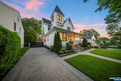 209 W Passaic Avenue, Rutherford, NJ 07070 - Photo 45