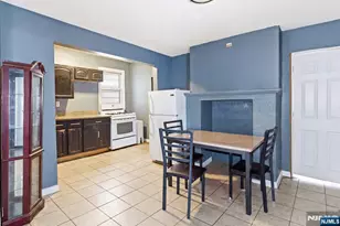 176c Parker St, Newark, NJ 07104 - Photo 3