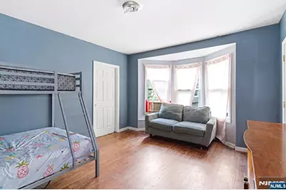 176C Parker Street, Newark, NJ 07104 - Photo 7