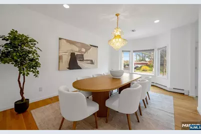 177 Lawson Place, Paramus, NJ 07652 - Photo 5