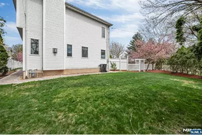 177 Lawson Place, Paramus, NJ 07652 - Photo 43