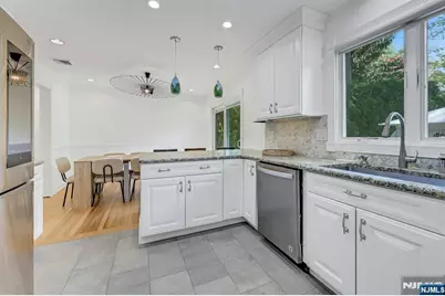 154 Spring Valley Road, Park Ridge, NJ 07656 - Photo 15