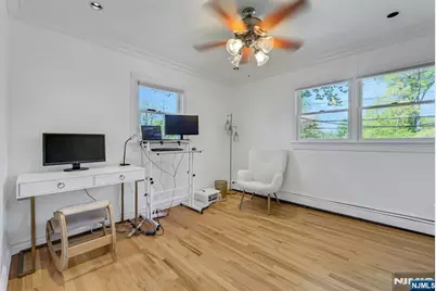 154 Spring Valley Road, Park Ridge, NJ 07656 - Photo 21