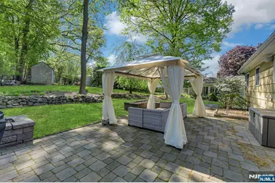 154 Spring Valley Road, Park Ridge, NJ 07656 - Photo 31