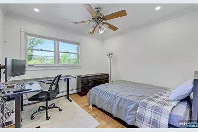 154 Spring Valley Road, Park Ridge, NJ 07656 - Photo 23