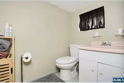 35 Demarest Avenue, Bergenfield, NJ 07621 - Photo 29