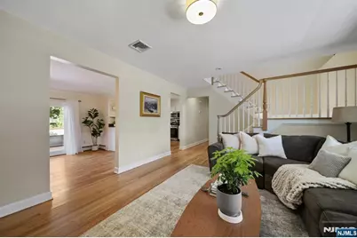66 Linwood Avenue, Midland Park, NJ 07432 - Photo 9