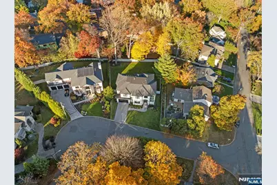 3 Mountain View Court, Demarest, NJ 07627 - Photo 3