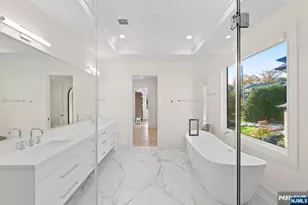 3 Mountain View Ct, Demarest, NJ 07627 - Photo 33