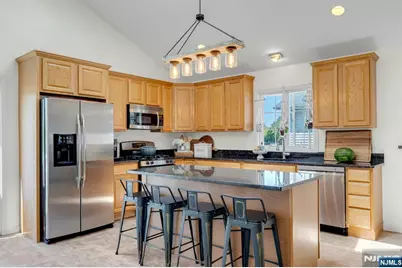 69 Thiem Avenue, Rochelle Park Township, NJ 07662 - Photo 15