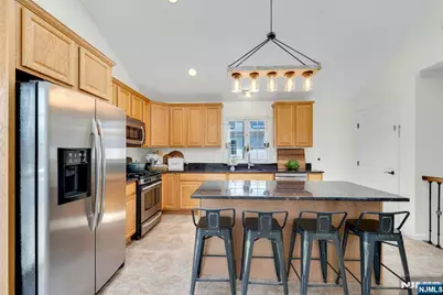 69 Thiem Avenue, Rochelle Park Township, NJ 07662 - Photo 17