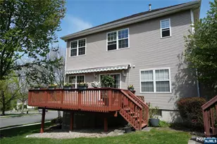 10 Queens Ln, Wayne, NJ 07470 - Photo 25