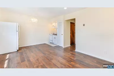 601 Fairview Avenue C1 #C1, Fairview, NJ 07022 - Photo 3