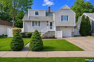 43 Berwyn Pl, Bergenfield, NJ 07621 - Photo 1