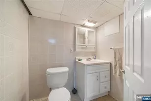 13 Lockwood Dr, Clifton, NJ 07013 - Photo 19