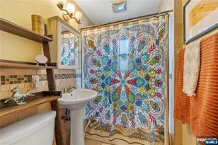 13 Lockwood Dr, Clifton, NJ 07013 - Photo 9