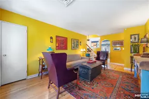 13 Lockwood Dr, Clifton, NJ 07013 - Photo 3