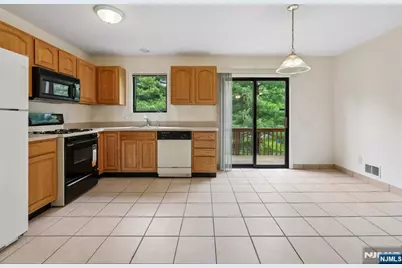 201 Watchung Avenue C19 #C19, Bloomfield, NJ 07003 - Photo 11