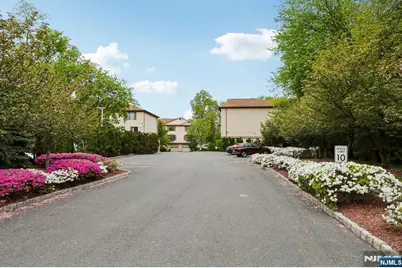 201 Watchung Avenue C19 #C19, Bloomfield, NJ 07003 - Photo 37