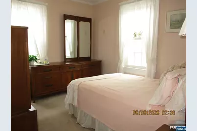 516 Willow Avenue, Lyndhurst Township, NJ 07071 - Photo 11